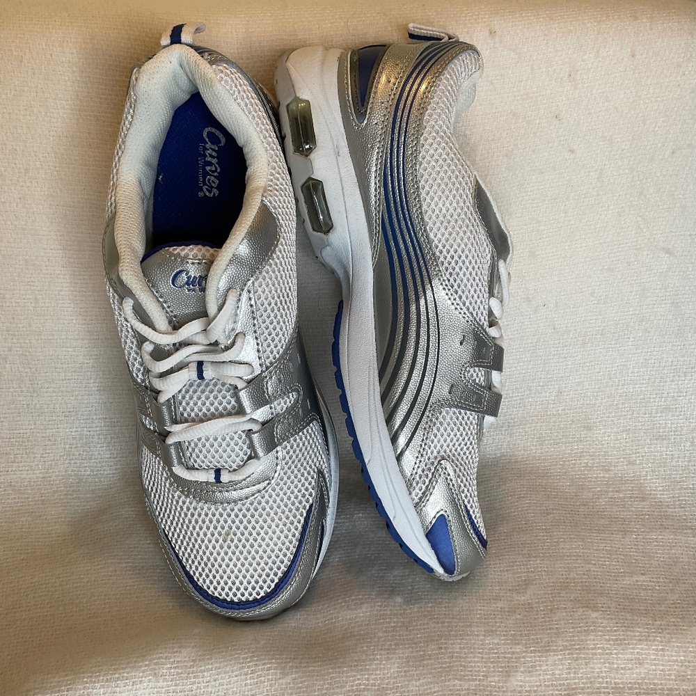 Curves For Women’s Sneakers Sz 11 READ/FLAW White Gray Blue